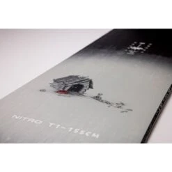 Nitro T1 Snowboard 14 Nitro T1 Snowboard -Ski Fremme Butik 830831 001 t1 detail 4